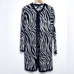 Sag Harbor Vintage Black White Zebra Animal Print Knit Longline Cardigan Sweater